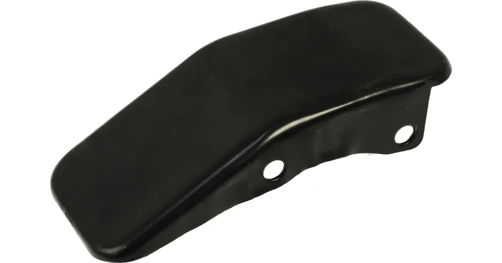 Tehdashinta ATV Router XS 110 takarattaan alempi suojus