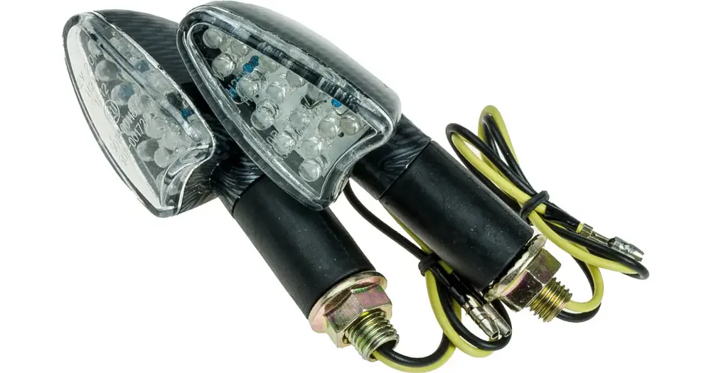 Alkuperäinen M8 LED-vilkut, hiilikuitu, valkoinen linssi