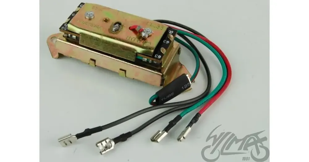TASASUUNTAAJA 6V Simson SR 8871.1 Uusi Malli
