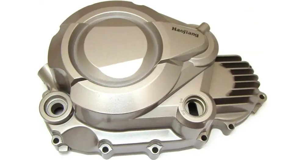 Edullinen Hinta Moottorin oikea kansi "Junak" Junak 123 / Romet Division 4T 125 OHC AC