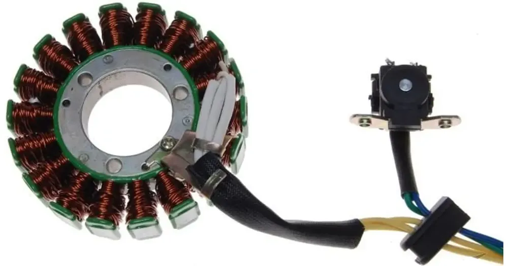 Alkuperäinen Staattori, magneeton staattori, 18 käämiä, 2 ja 3 urosliitintä, 5 johtoa Suzuki GN 125