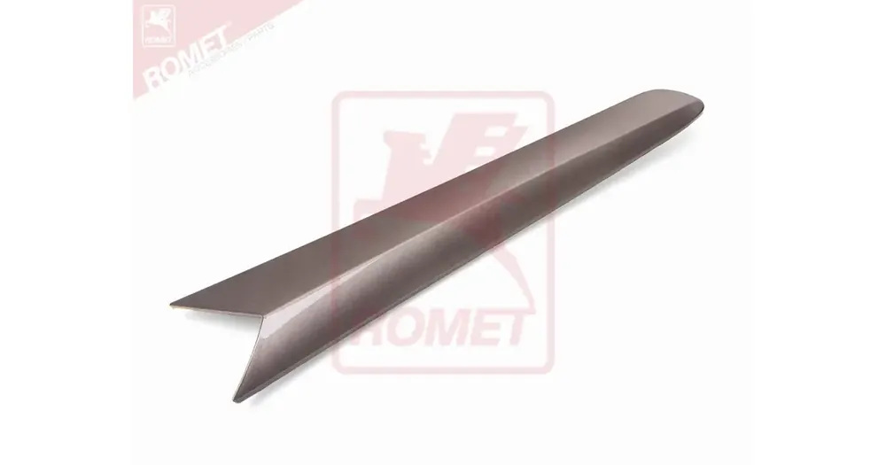 Vasemman tunnelin koristepeite hopea Romet Maxi 125 R Kausialennus