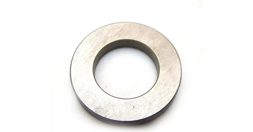 Aluslevy 17.2x30x4.4mm kytkinkopan välike RS154FMI 4T 125 OHC AC Pikatoimitus