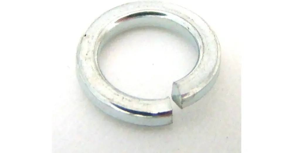 Loppuunmyynti Jousialuslevy 8mm Junak 124