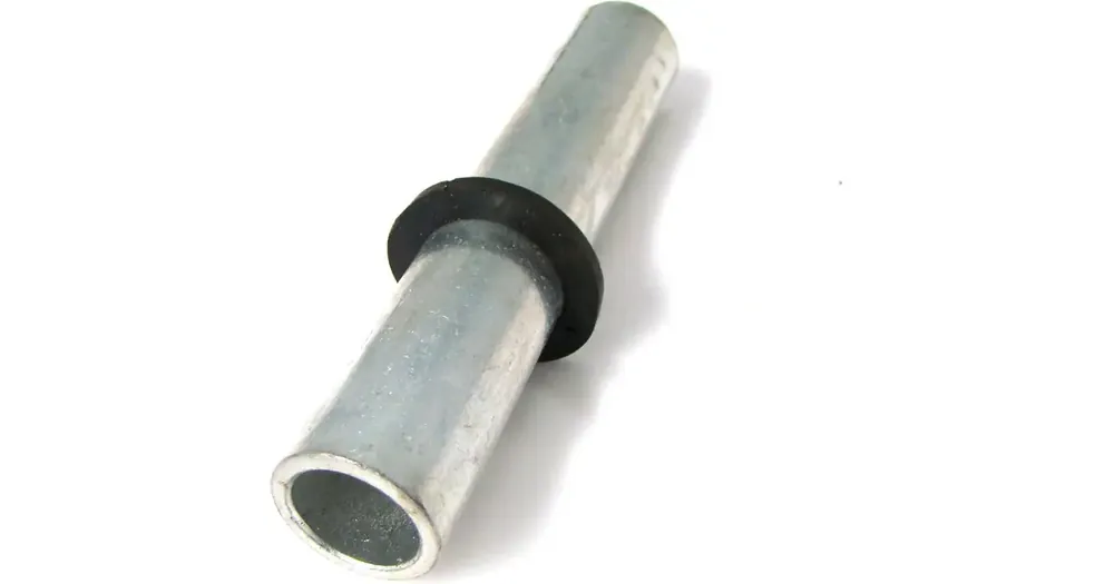 Holkki 22,2x16,7x118mm, takavanteen keskiö, kumirenkaalla, Junak 903 / Junak 124 Tilaa Heti