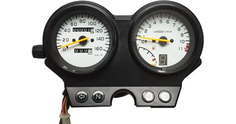 Pikatoimitus Nopeusmittari 160 km/h asti, 2 liitintä naarasnastoin Benzer Shaft / Barton Fighter 1