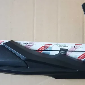 Barton Blade 125 oikea sivukate Löytö