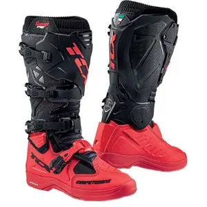 Lähetetään Heti TCX Boots COMP EVO 2 - MICHELIN - MUSTA PUNAINEN 2024 Cross-kengät - Musta / Punainen